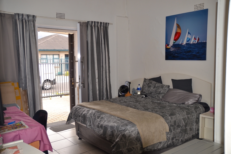 4 Bedroom Property for Sale in Rondebosch East Western Cape